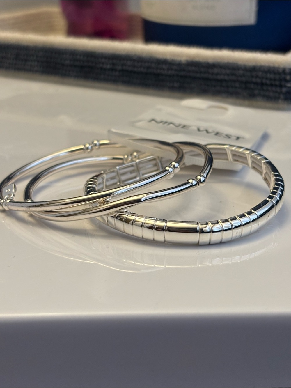 Nine West Silver Tone 3 Piece Bangle Bracelet Set NWT - Picture 4 of 10
